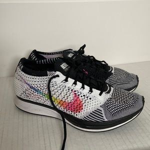 Nike Be True Flyknit Racer